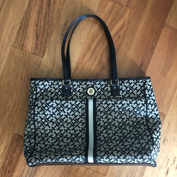 tommy hilfiger bags women